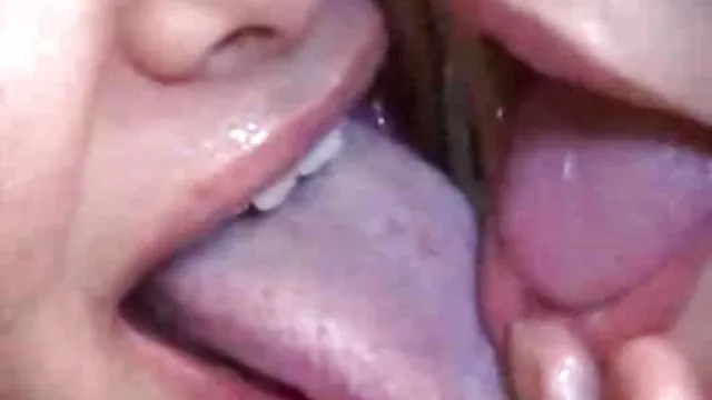 XXX bez rejestracji Nylonowe dojrzalemamuski ubrane panie