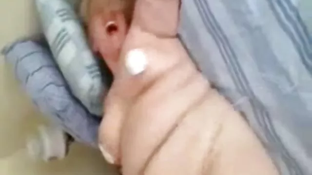 XXX bez rejestracji Dwie młode dziewczyny szczęśliwa dojrzałe kobiety mamuśki udział