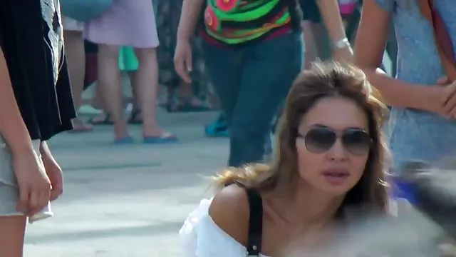 XXX bez rejestracji Pasja z seks z dojrzałą mamuśką dużymi cyckami bierze w dupę